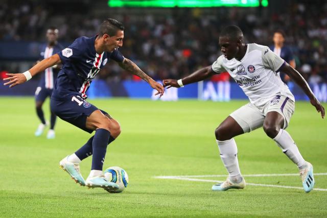 詹姆斯25+7+10拉塞尔27+10 湖人大胜老鹰回第9